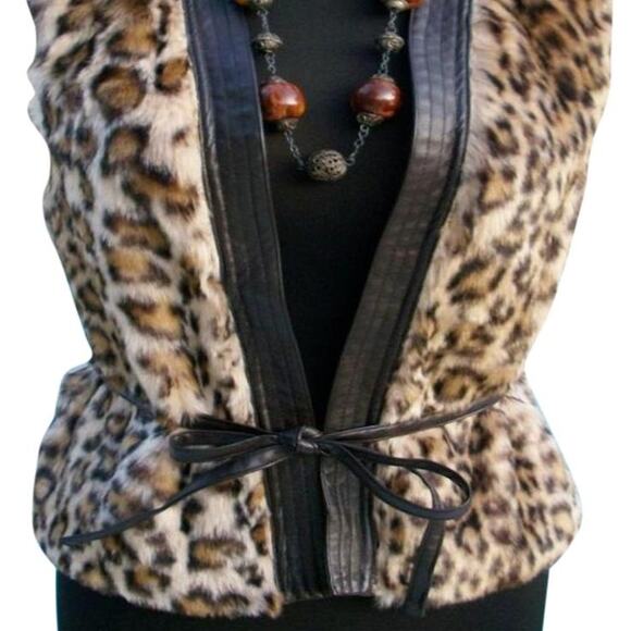 Cache Cheetah Faux FUR Vest pLeather Trim + Belt Lined Top New Animal NWT $178 - Picture 4 of 6